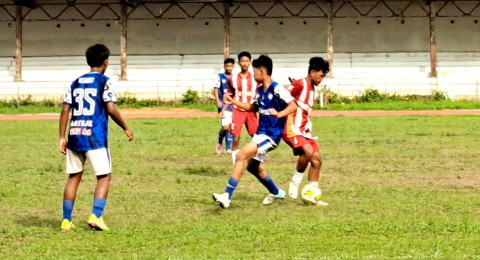 Soeratin Cup : Harimau Sumatera dan Esa Pratama Kerinci Kembali Bermain Imbang